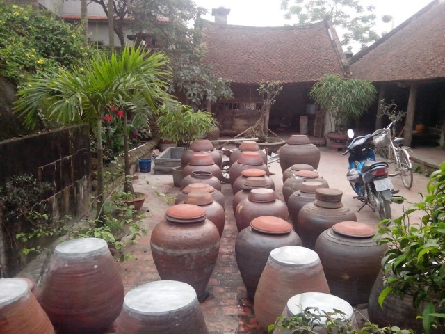 DUONG LAM ANCIENT VILLAGE FULL DAY TOUR